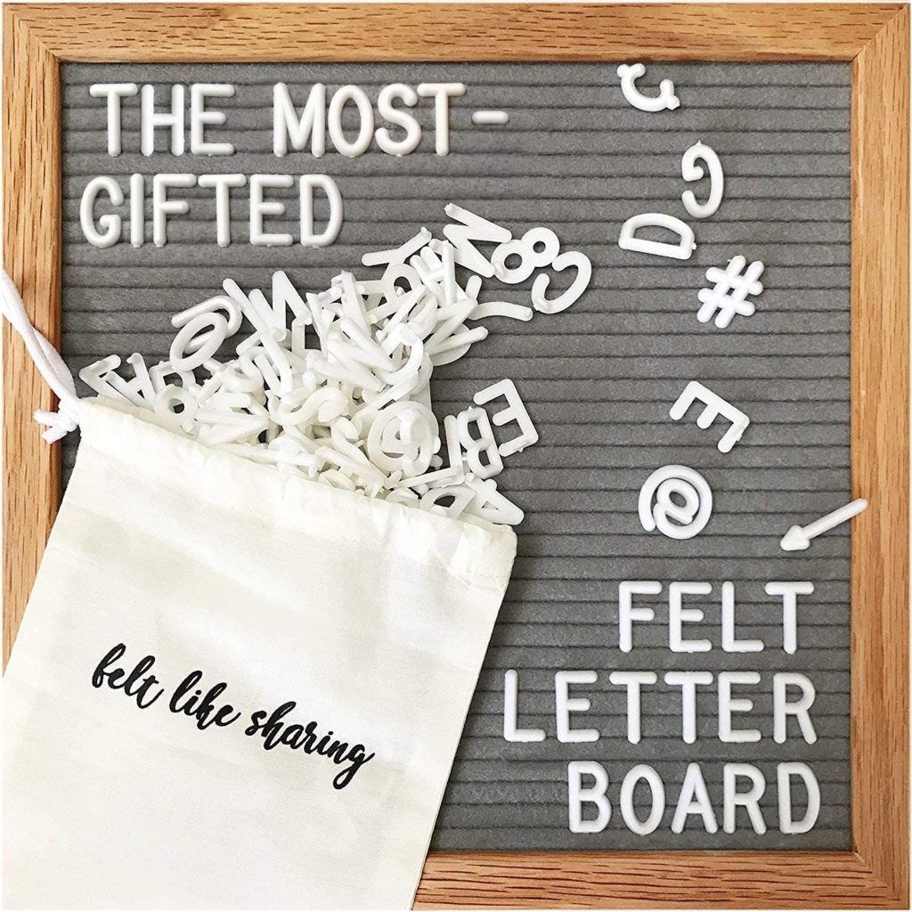 gift guide for the minimalist mom: felt letter board
